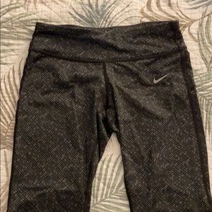 Nike Crop Leggings